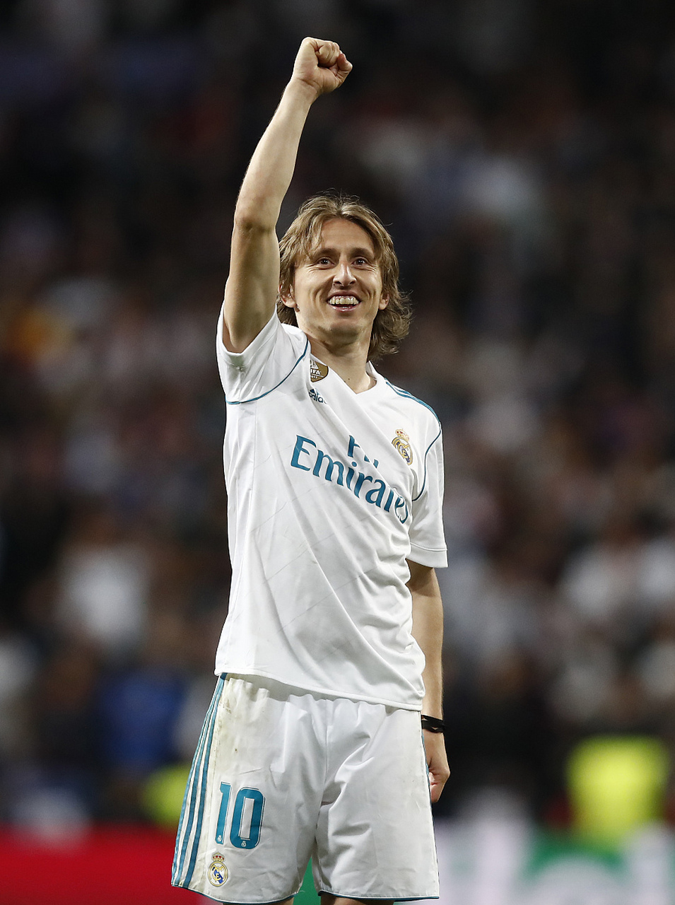 记者：海港抵达武里南，莱昂纳多、加布、李帅、刘若钒伤缺